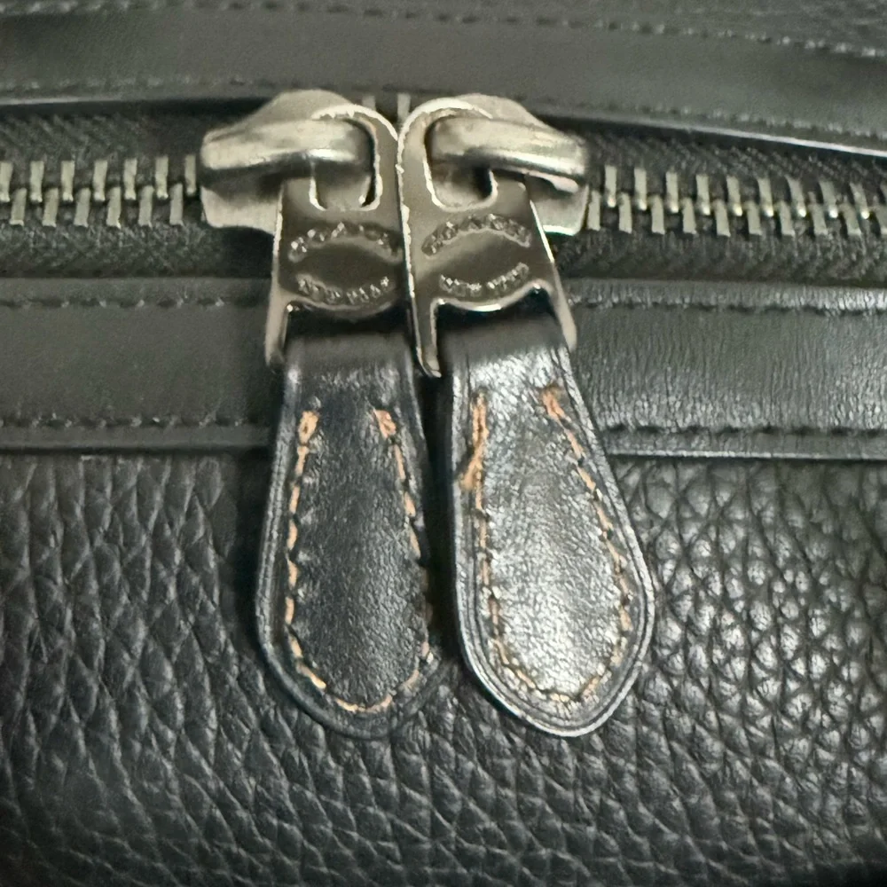 Coach Gotham Leather Duffle Bag C8411 - Picture 6 of 10